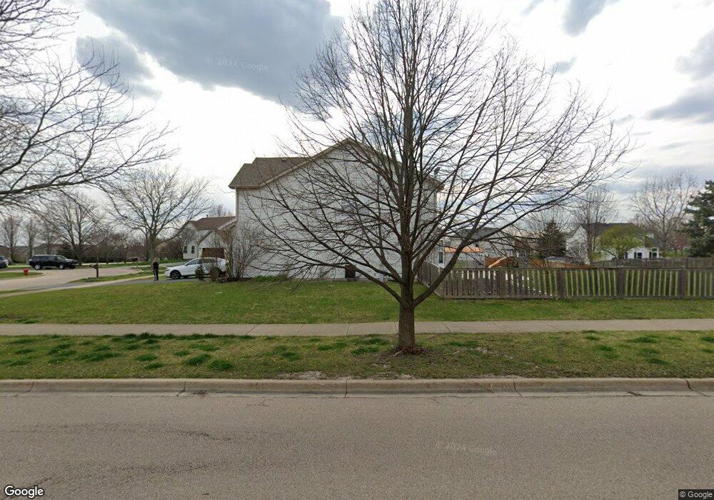 198 White Oak Dr, North Aurora, IL 60542 - photo 1