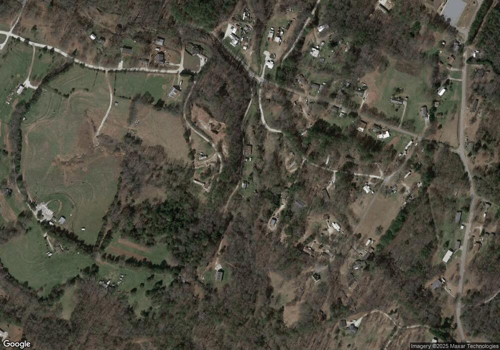 306 Sims Cir, Walhalla, SC 29691 - photo 1