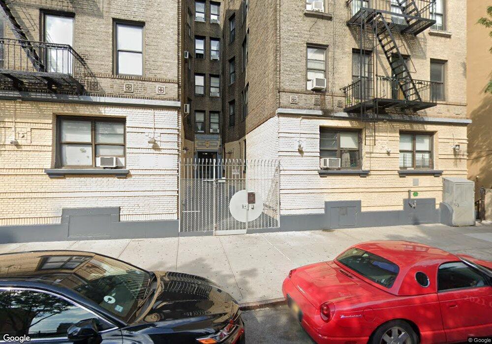 555 W 186th St, New York, NY 10033 - photo 1