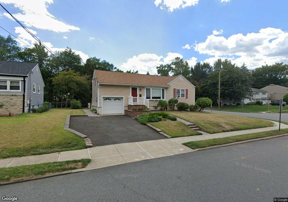 39-02 Kramer Place, Fair Lawn, NJ 07410 - photo 1
