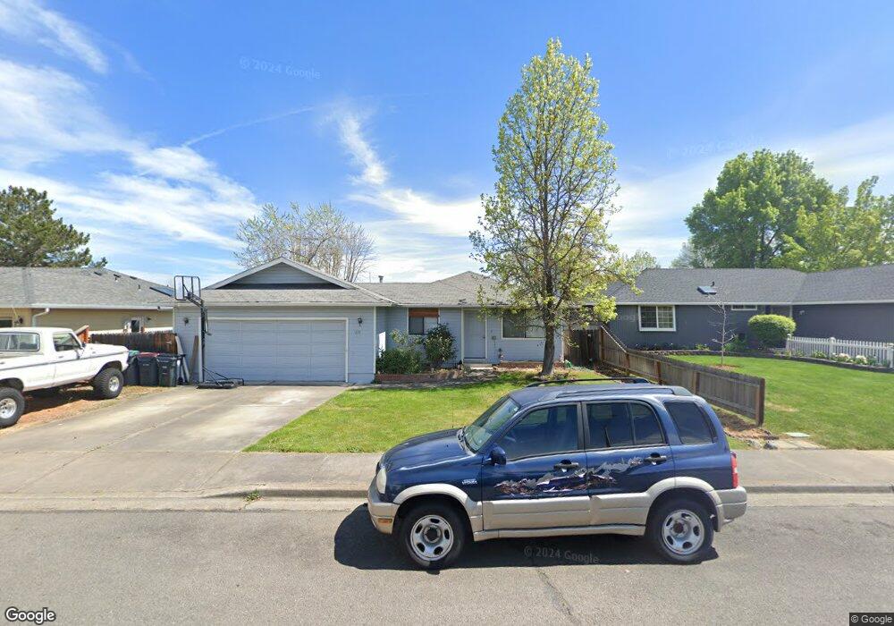 319 Joseph St, Central Point, OR 97502 - photo 1