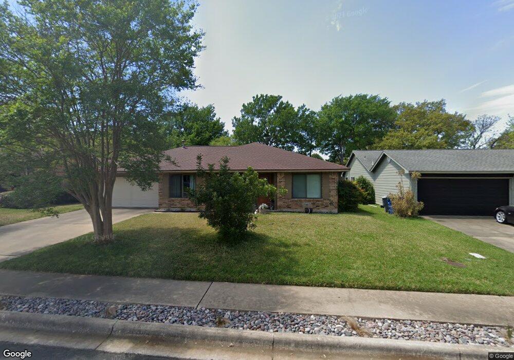 12212 Arrowwood Dr, Austin, TX 78727 - photo 1