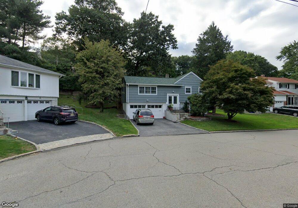 8 Beechwood Ct, Dobbs Ferry, NY 10522 - photo 1