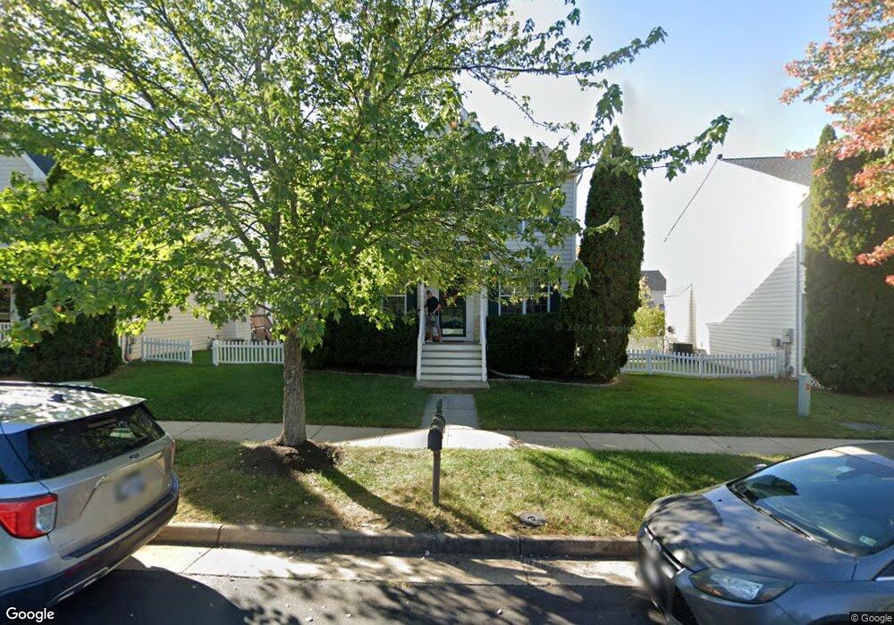 25461 Beresford Dr, Chantilly, VA 20152 - photo 1