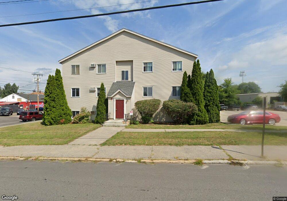 400 Silver St unit 2D, Manchester, NH 03103 - photo 1