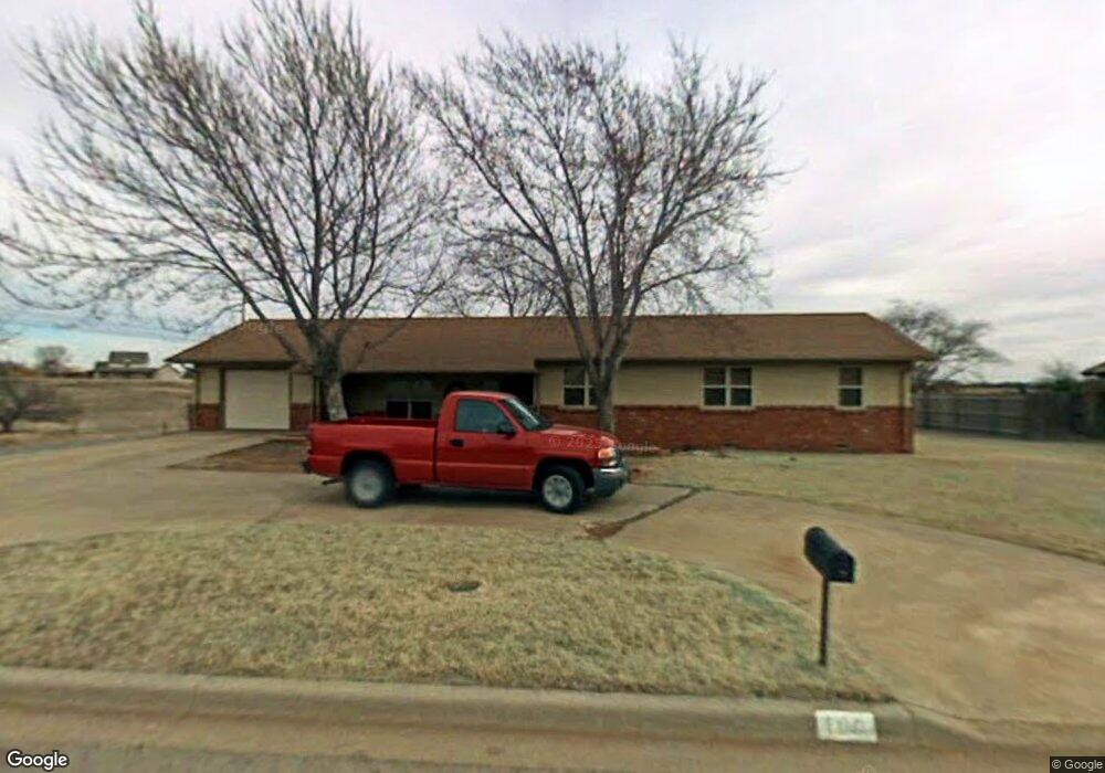 100 Elmwood Cir, Elk City, OK 73644 - photo 1