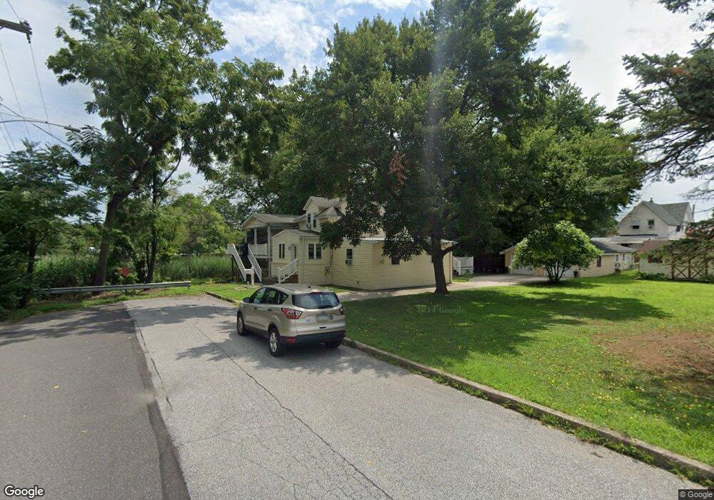 425 Pontiac St, Essington, PA 19029 - photo 1