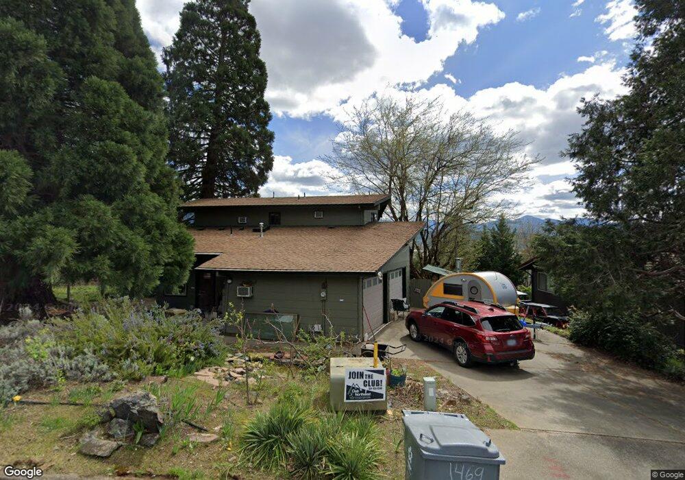 1469 NE View Dr, Grants Pass, OR 97526 - photo 1