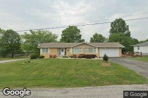 902 E Peery St, Albany, MO 64402