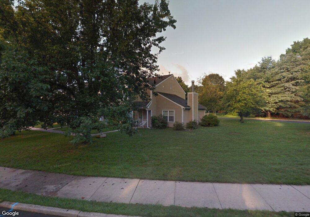 32 Pond View Dr, Plainsboro, NJ 08536 - photo 1