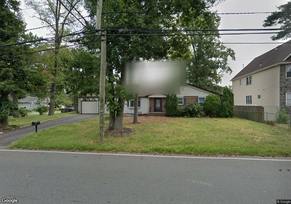 1018 Feather Bed Ln, Edison, NJ 08820 - photo 1