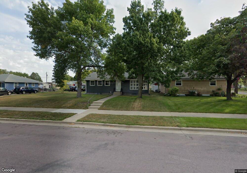 1306 N Jefferson St, New Ulm, MN 56073 - photo 1