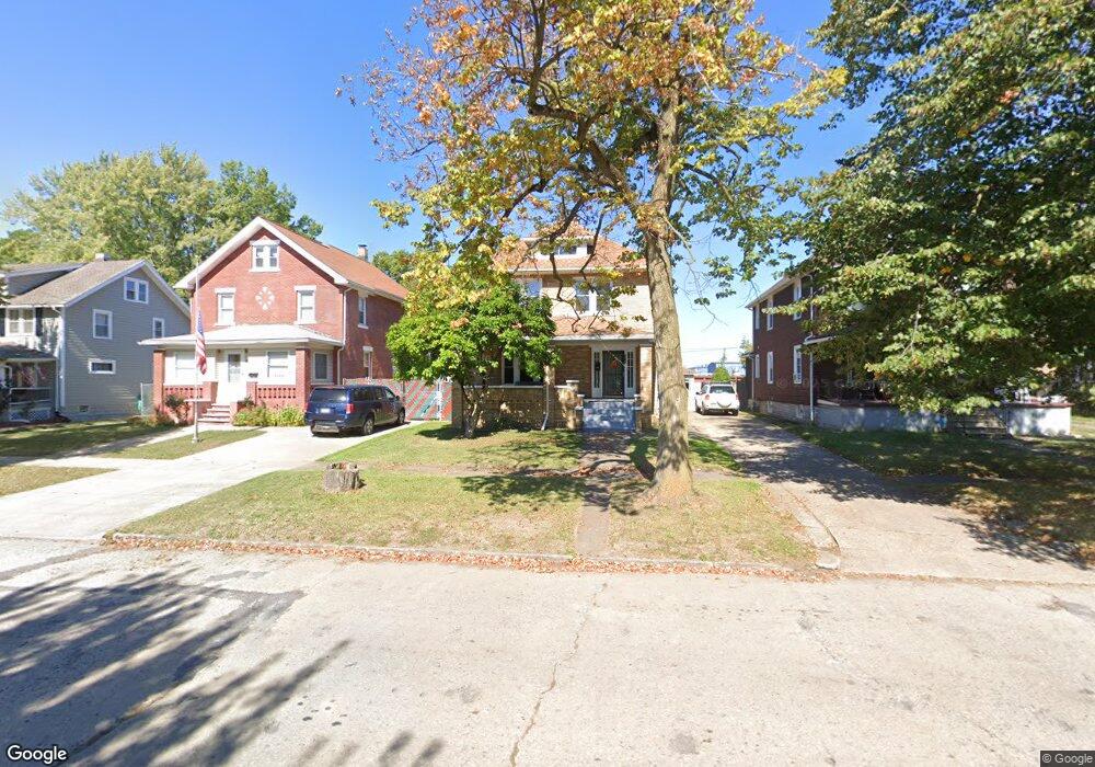 2053 E 29th St, Lorain, OH 44055 - photo 1