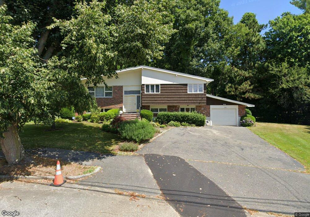 139 Andrew St, Newton Highlands, MA 02461 - photo 1