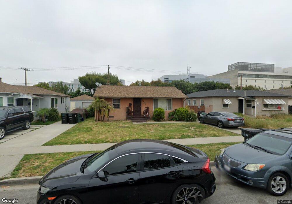 1681 E 122nd St, Los Angeles, CA 90059 - photo 1