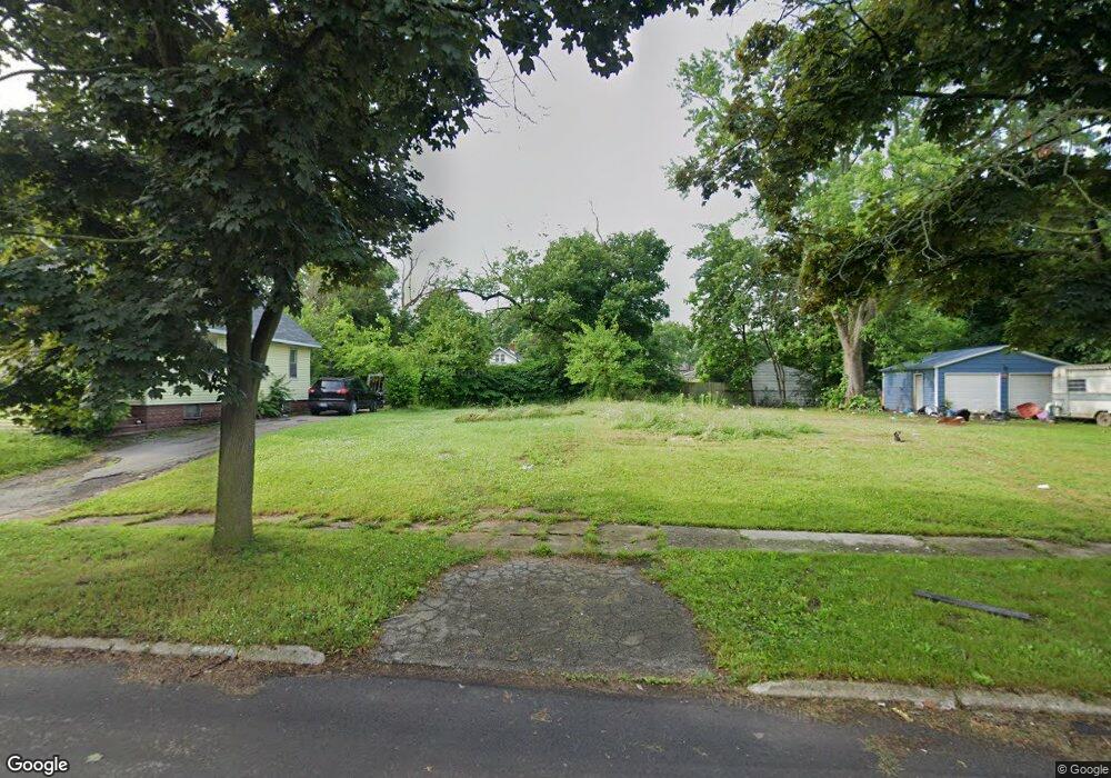 2212 Wisconsin Ave, Flint, MI 48506 - photo 1