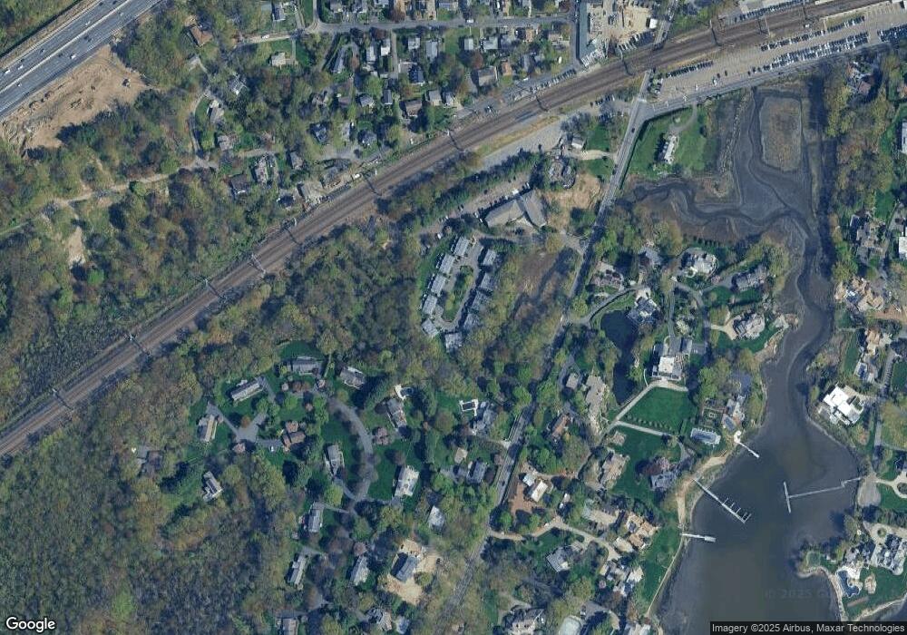 230 Saugatuck Ave unit 10, Westport, CT 06880 - photo 1