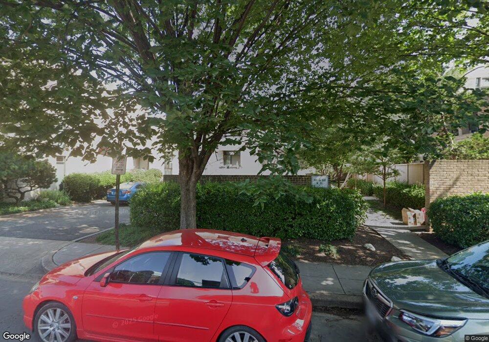 377 N St SW unit 92, Washington, DC 20024 - photo 1