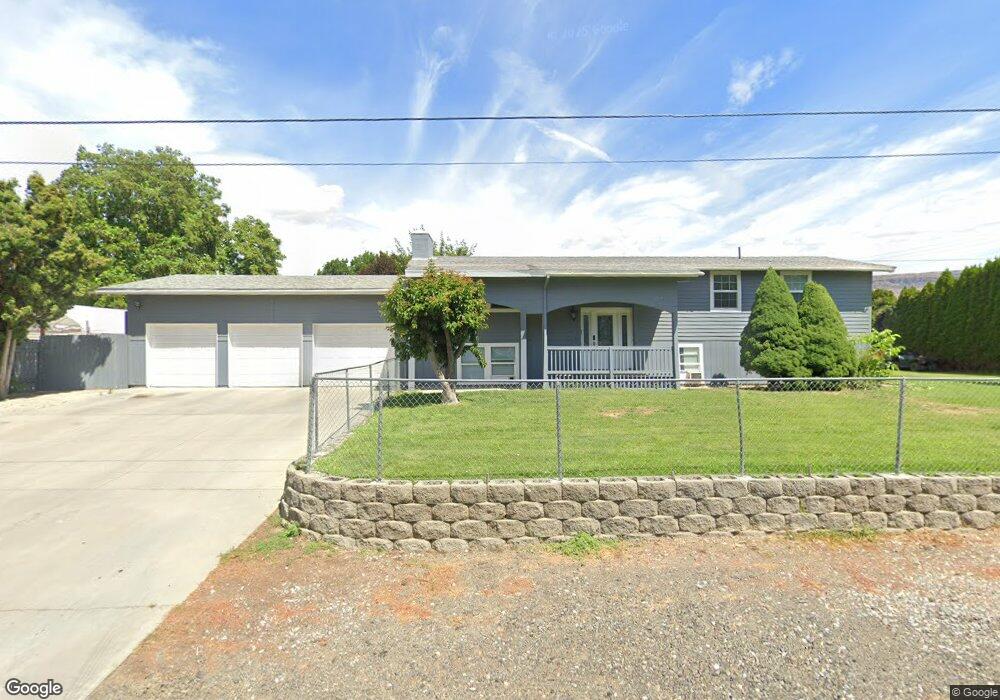 2953 Airway St, East Wenatchee, WA 98802 - photo 1