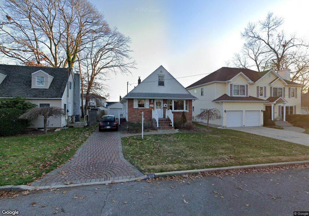 2260 Porter St, North Bellmore, NY 11710 - photo 1