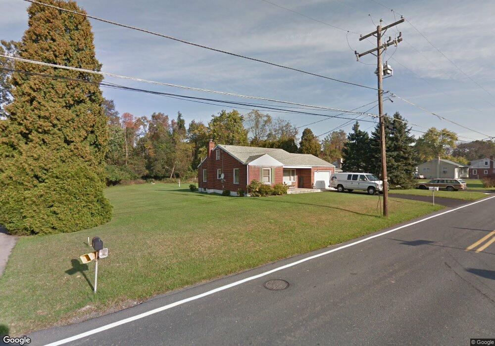 461 Mountain View Rd, Reading, PA 19607 - photo 1