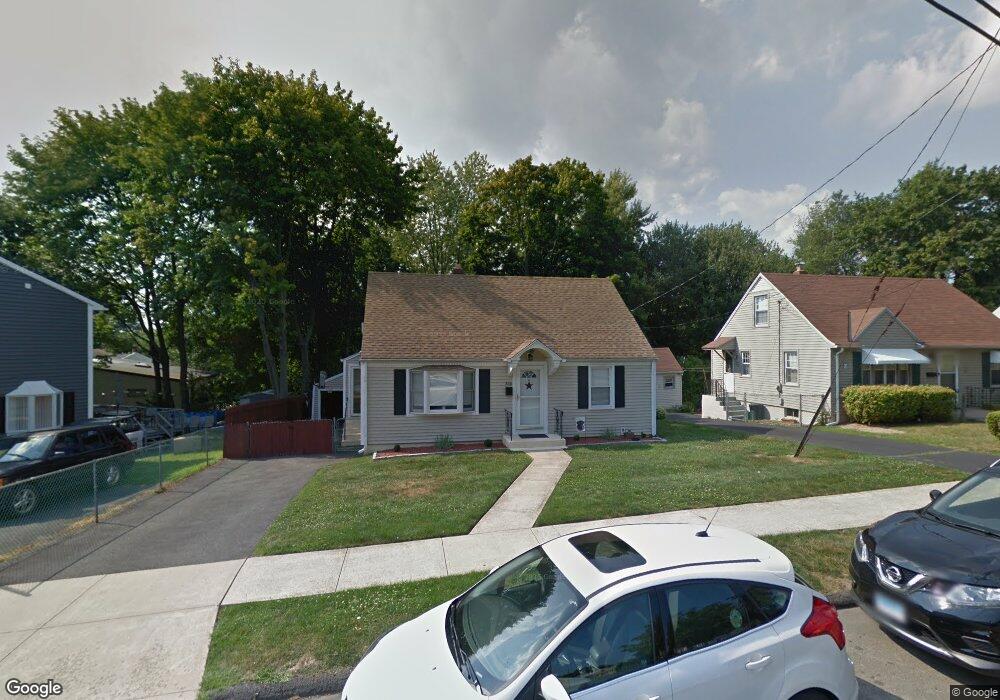 200 Winslow Dr, West Haven, CT 06516 - photo 1