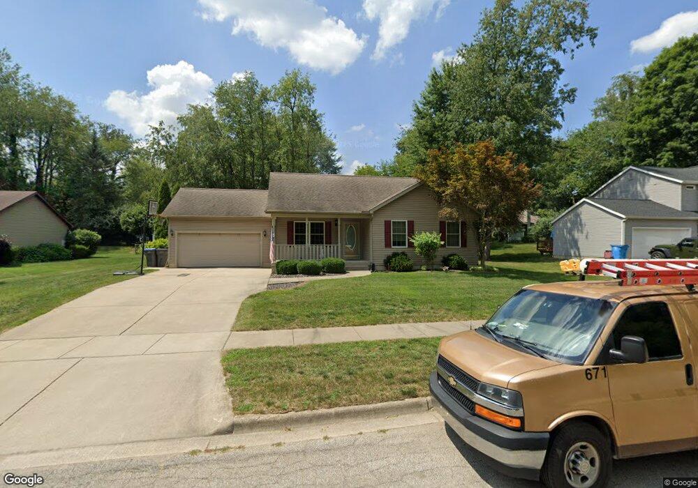 1010 Wells St unit 3, Niles, MI 49120 - photo 1