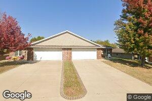 904 Clare Ct NW, Cascade, IA 52033