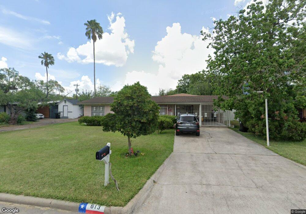 613 W 5th St, Weslaco, TX 78596 - photo 1
