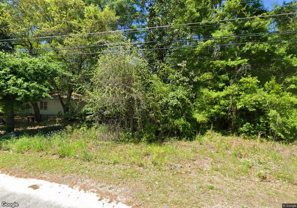 81 Cherry Ave, Kingstree, SC 29556 - photo 1