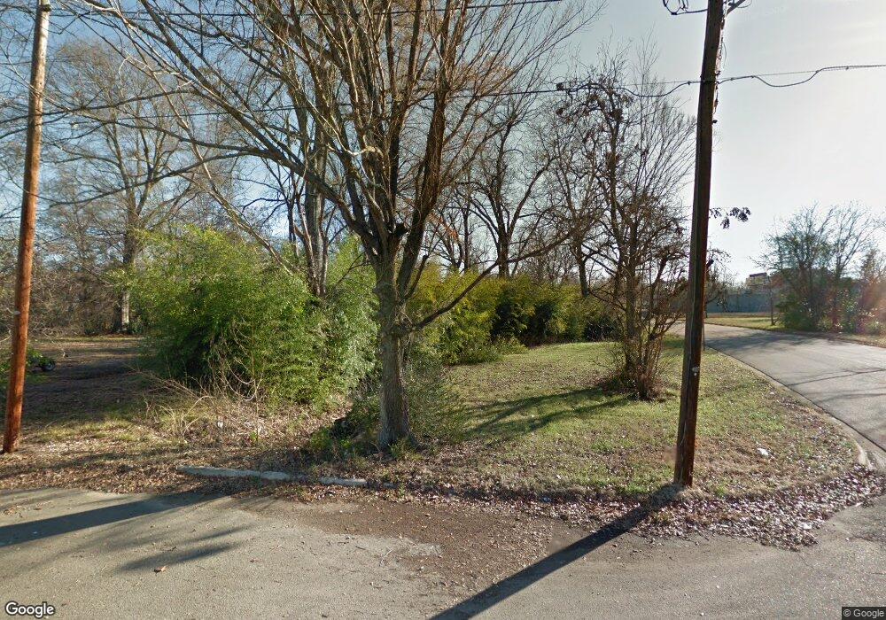 2404 Spruce St, Texarkana, TX 75503 - photo 1