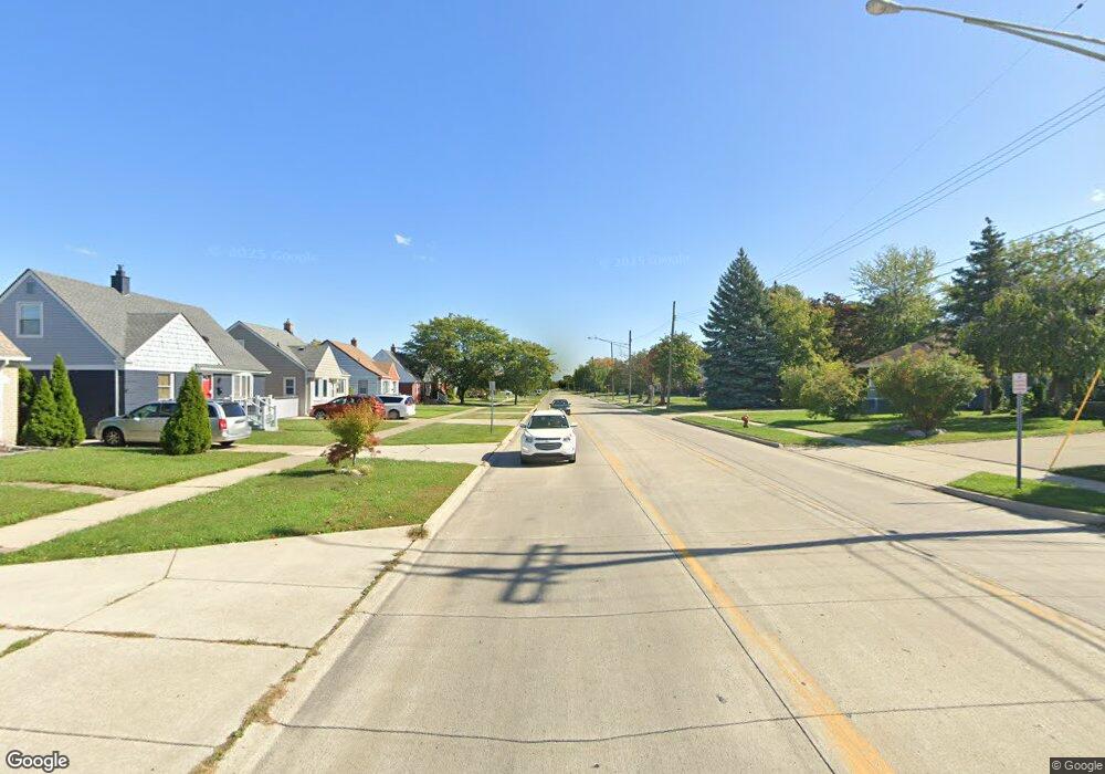 30544 Carl St, Roseville, MI 48066 - photo 1