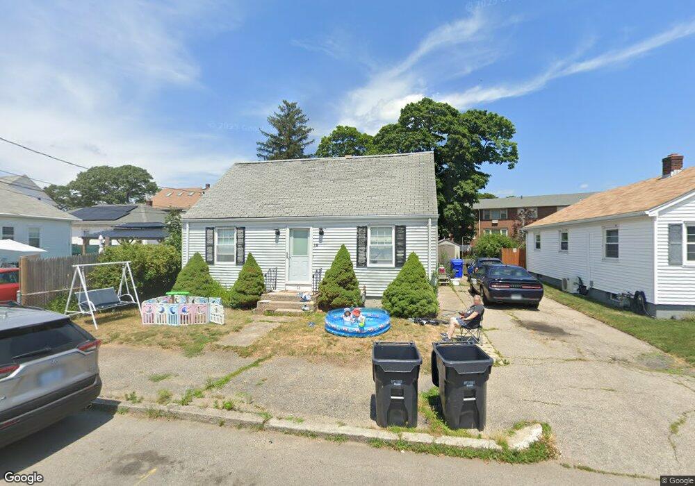 16 Halliday St, Pawtucket, RI 02861 - photo 1