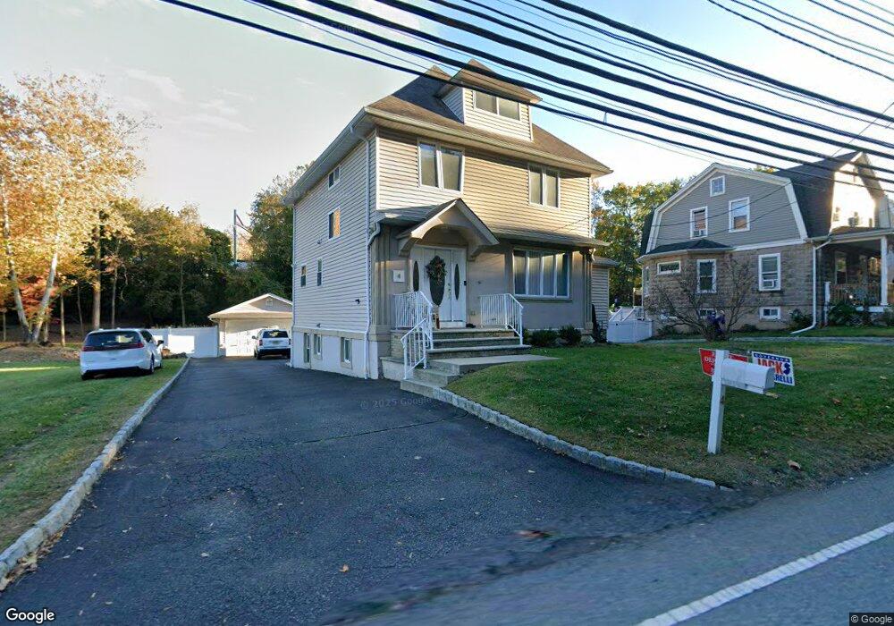 4 Notch Rd, Little Falls, NJ 07424 - photo 1