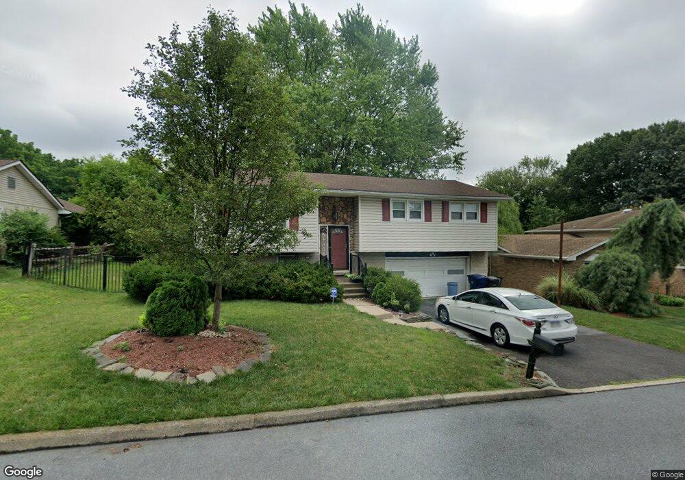 1245 N Ott St, Allentown, PA 18104 - photo 1