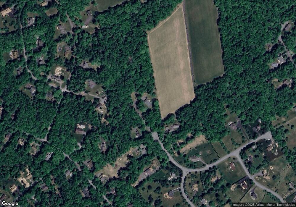 271 Rainbow Dr, Stroudsburg, PA 18360 - photo 1