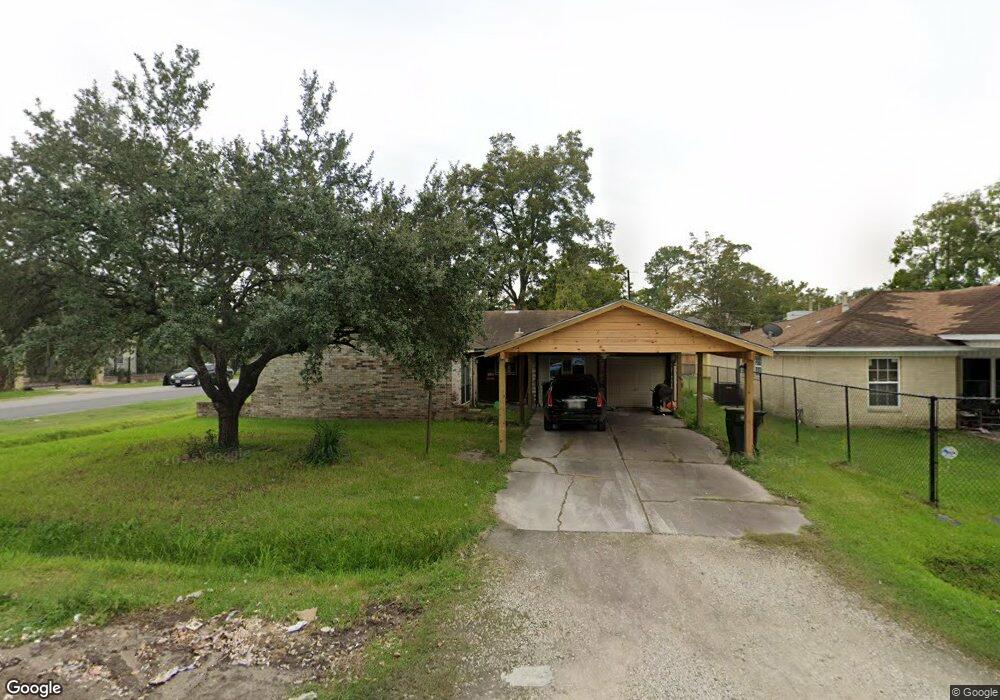 618 Harkness St, Houston, TX 77076 - photo 1