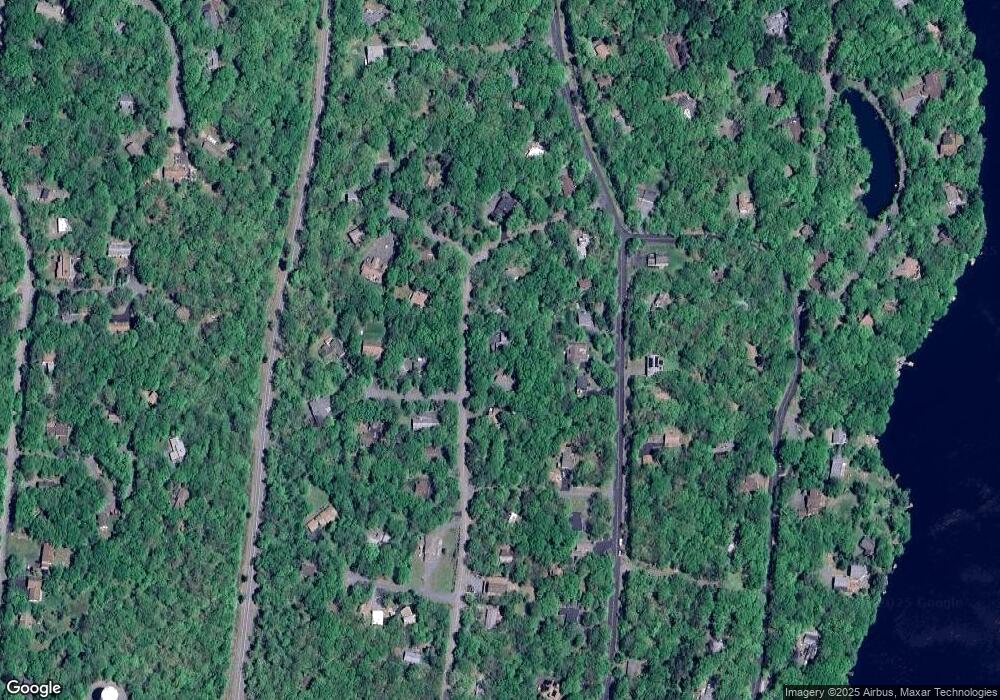 107 Hillcrest Dr, Hawley, PA 18428 - photo 1