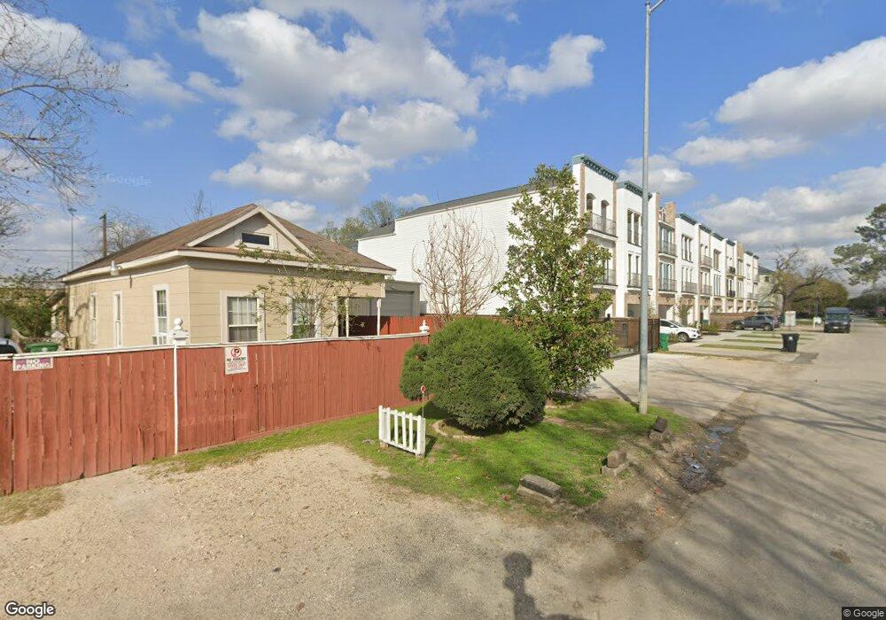 627 W 26th St, Houston, TX 77008 - photo 1