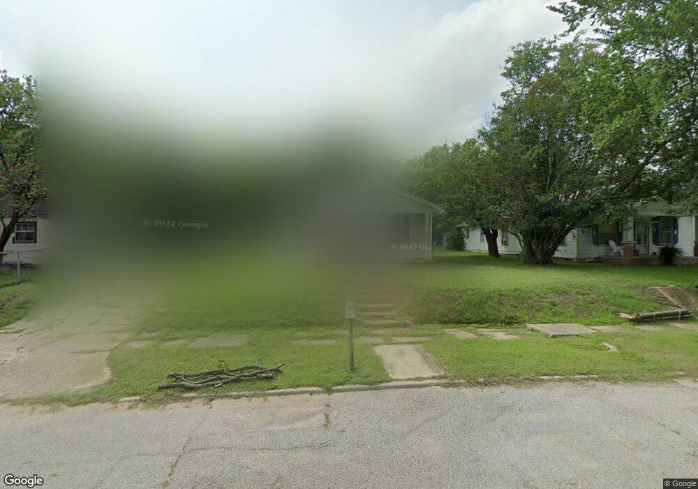 709 D St SE, Ardmore, OK 73401 - photo 1