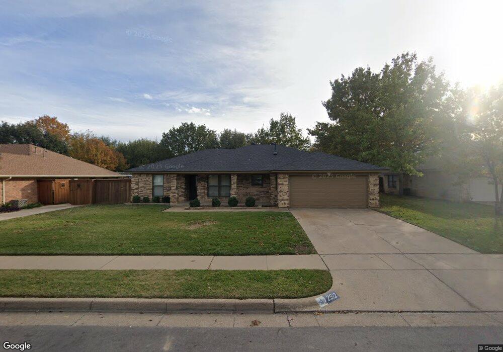 2512 New Haven Ct, Bedford, TX 76022 - photo 1