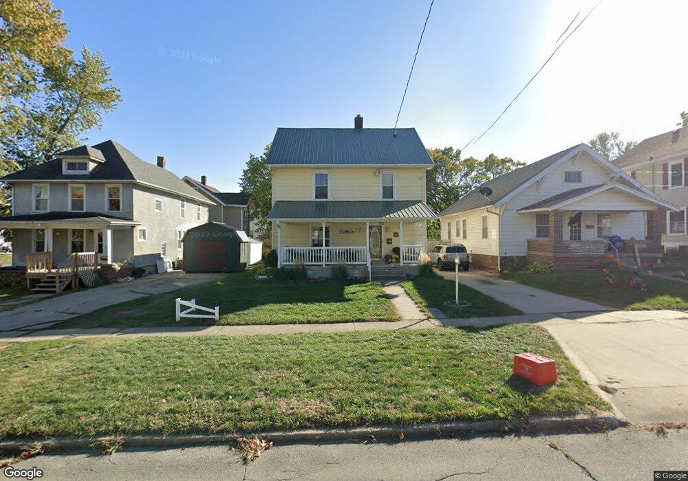 621 N 2nd Ave E, Newton, IA 50208 - photo 1