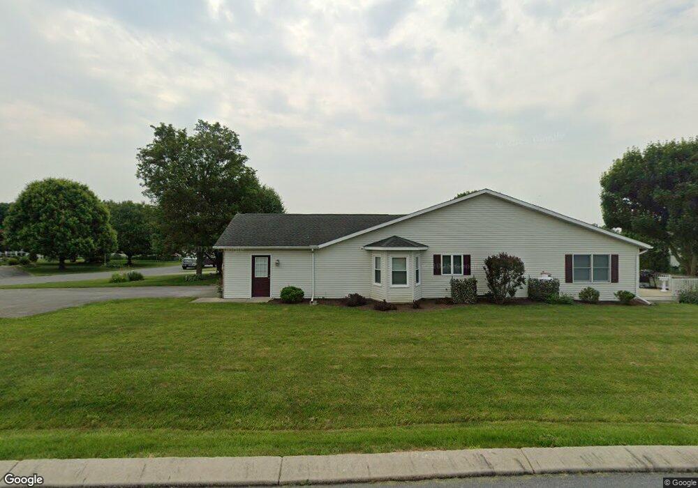2465 Mccleary Dr, Chambersburg, PA 17201 - photo 1
