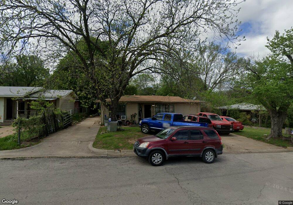 1218 S Brazos St, Weatherford, TX 76086 - photo 1