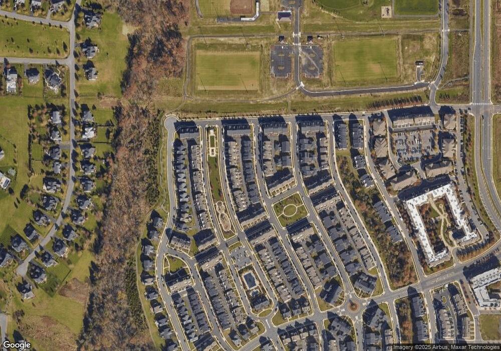 22477 Cambridgeport Square, Ashburn, VA 20148 - photo 1