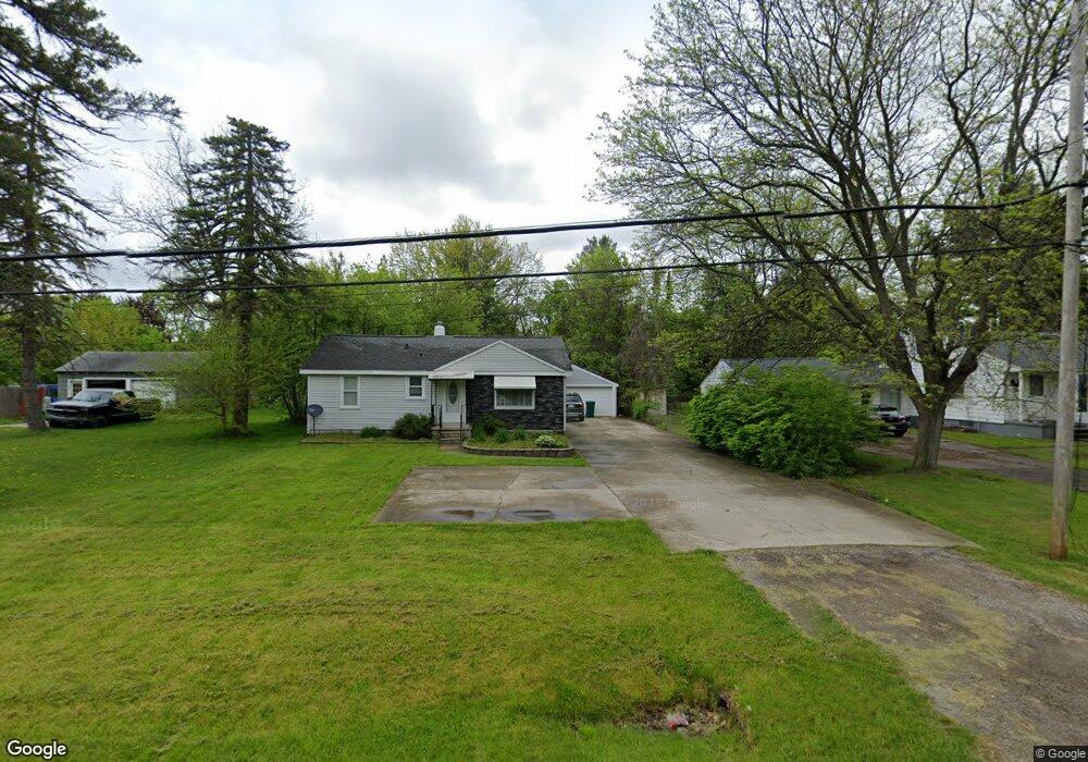 5232 W Court St, Flint, MI 48532 - photo 1