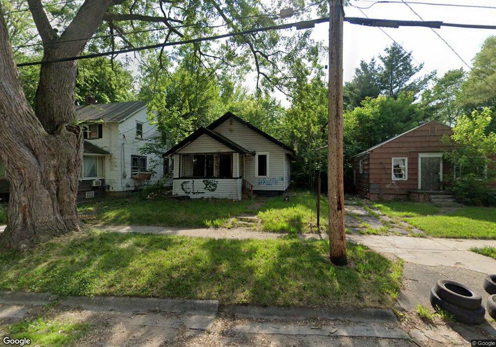 2301 Burns St, Flint, MI 48506 - photo 1