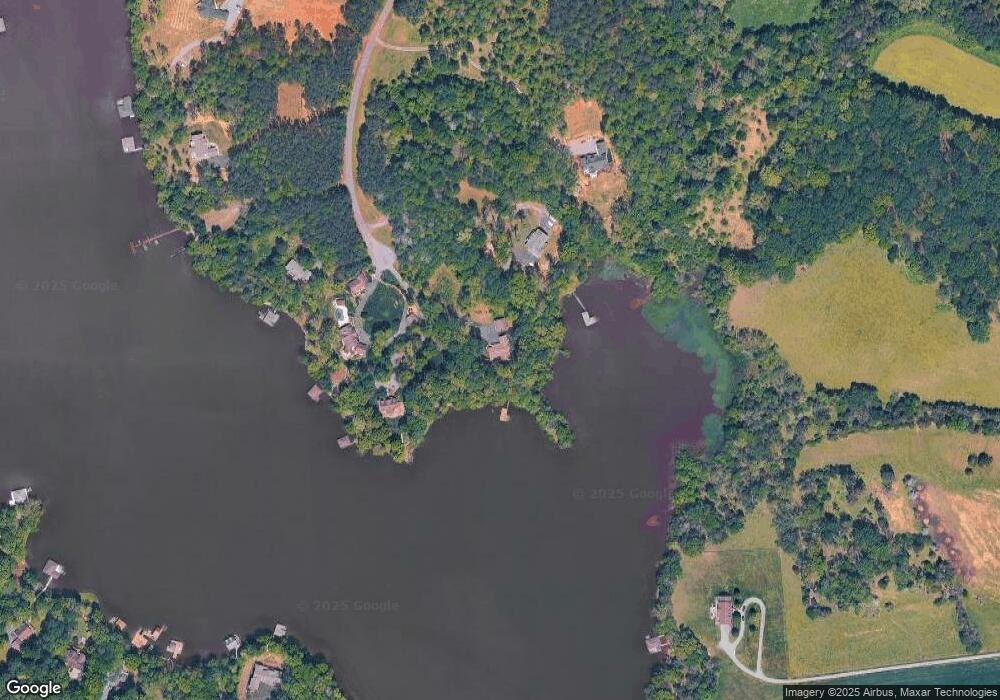 7602 Governors Point Ln, Unionville, VA 22567 - photo 1