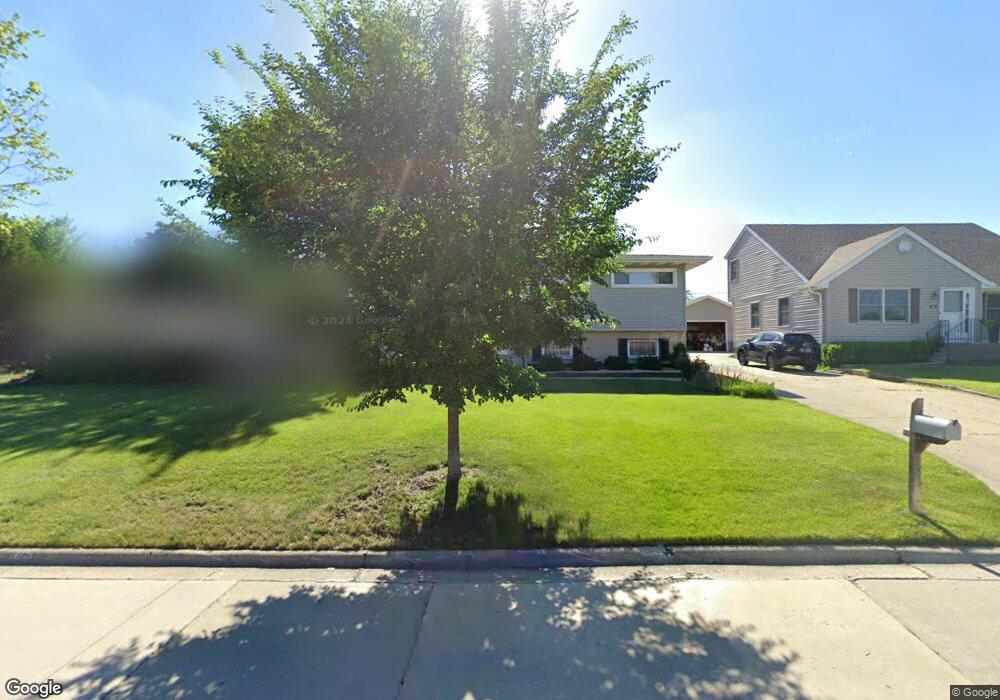 760 N Howard Ave, Elmhurst, IL 60126 - photo 1