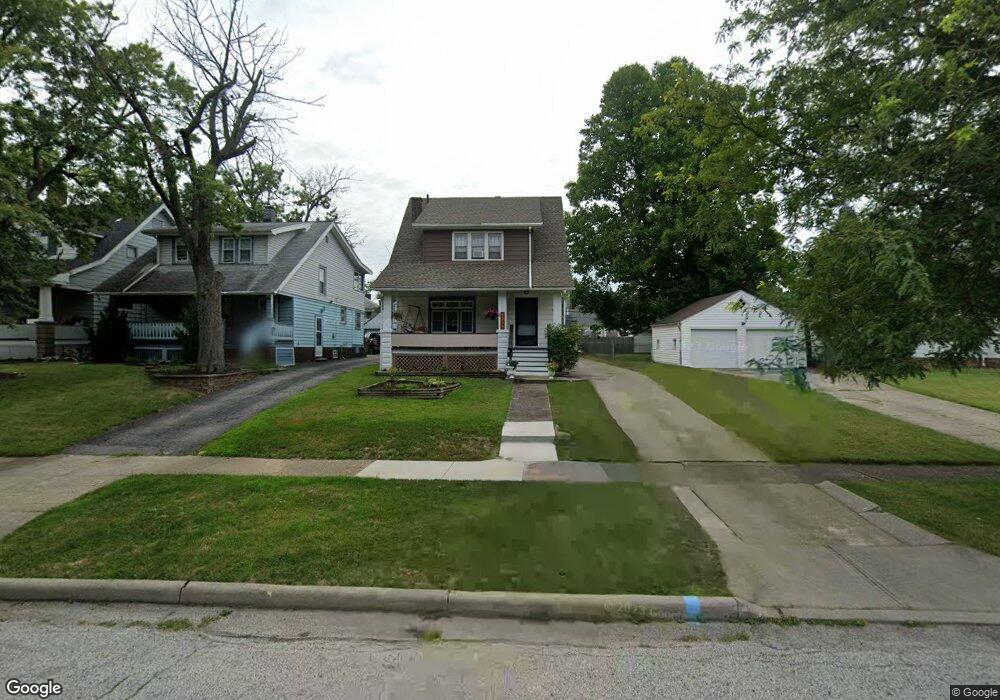 5239 Anthony St, Maple Heights, OH 44137 - photo 1
